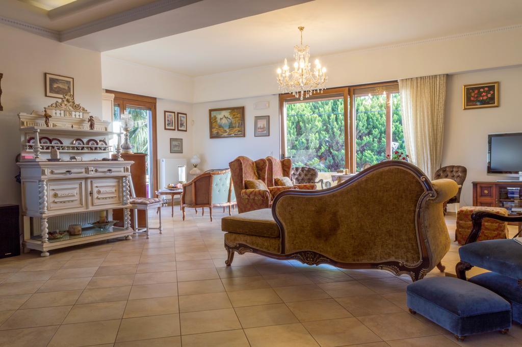 Luxury Villa Καρτερός Εξωτερικό φωτογραφία