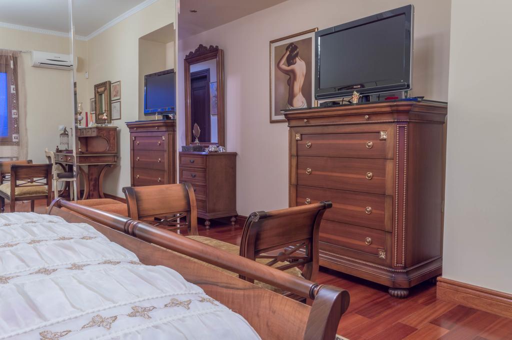 Luxury Villa Καρτερός Εξωτερικό φωτογραφία