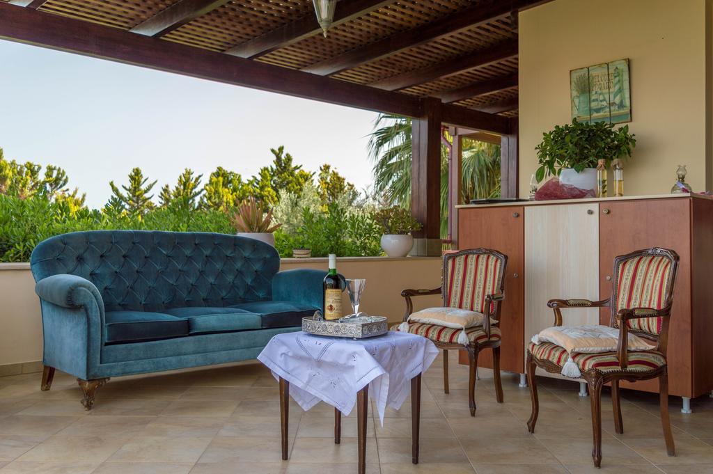Luxury Villa Καρτερός Εξωτερικό φωτογραφία