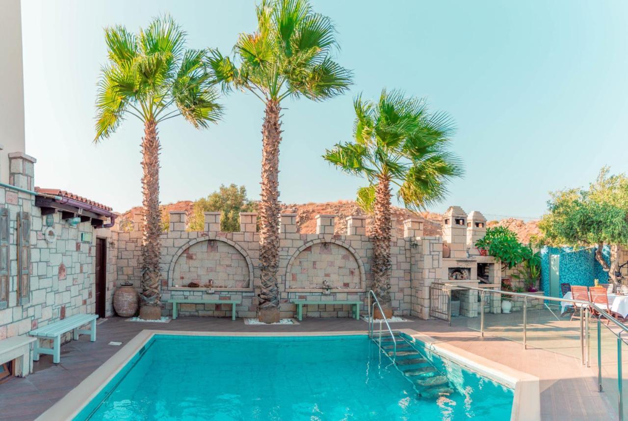 Luxury Villa Καρτερός Εξωτερικό φωτογραφία