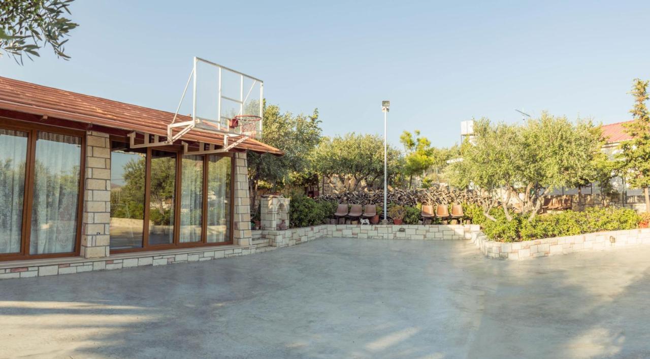 Luxury Villa Καρτερός Εξωτερικό φωτογραφία